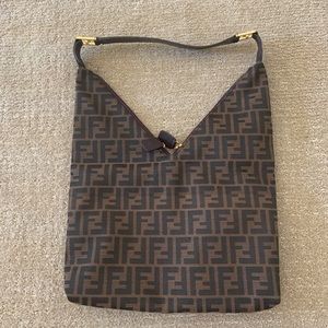 FENDI SHOULDER BAG